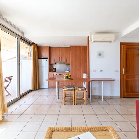 Apartment Homeforguest Apartamento Con Terraza Y Piscina 500m Playa De Esquinzo