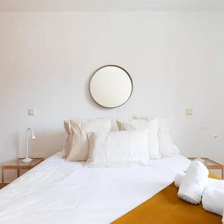 Homeforguest Apartamento Con Terraza Y Piscina 500m Playa De Esquinzo Apartment