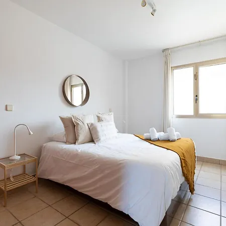 Homeforguest Apartamento Con Terraza Y Piscina 500m Playa De Esquinzo